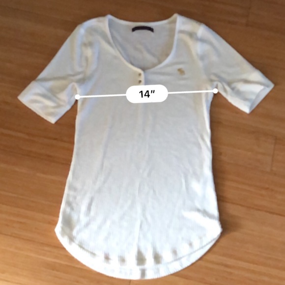 Abercrombie and Fitch Medium cream top - Picture 2 of 6